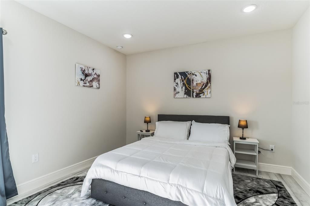 Bedroom, Interior, Recessed Lighting
