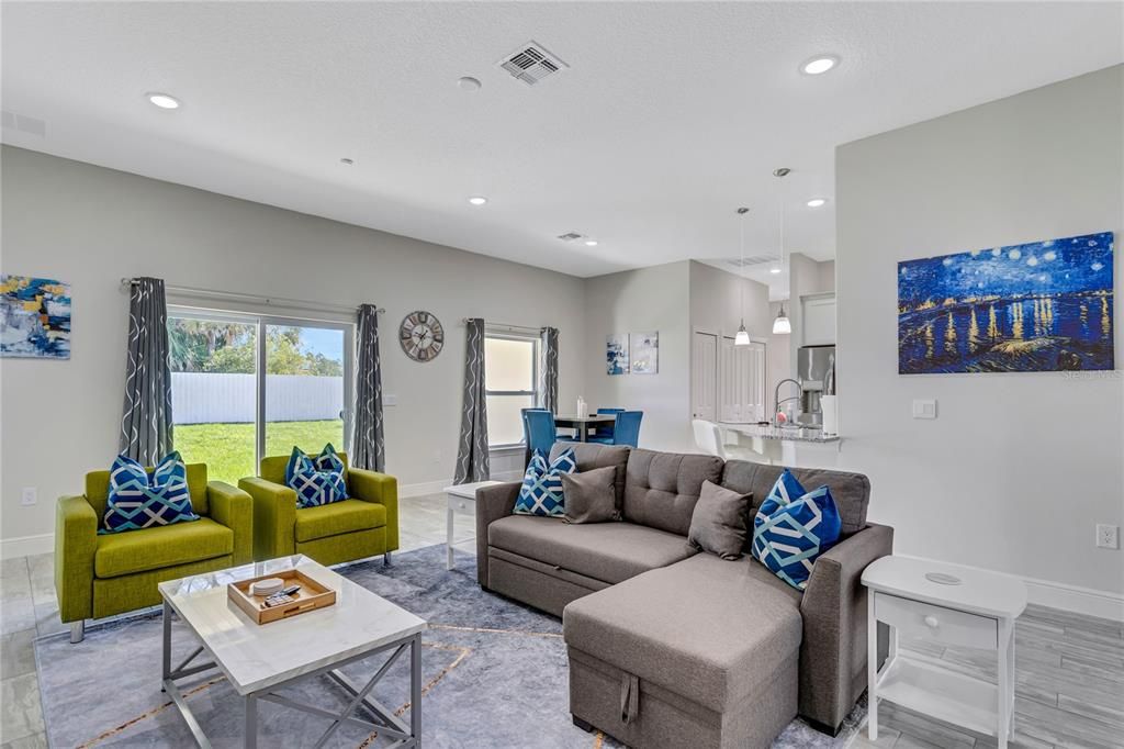 Dining room, Interior, Living room, Pendant Lights, Recessed Lighting