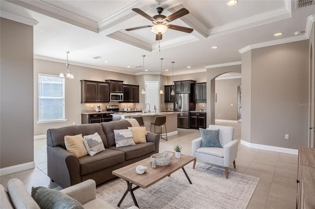 Interior, Kitchen, Living room, Pendant Lights, Recessed Lighting, Stainless Steel Appliances