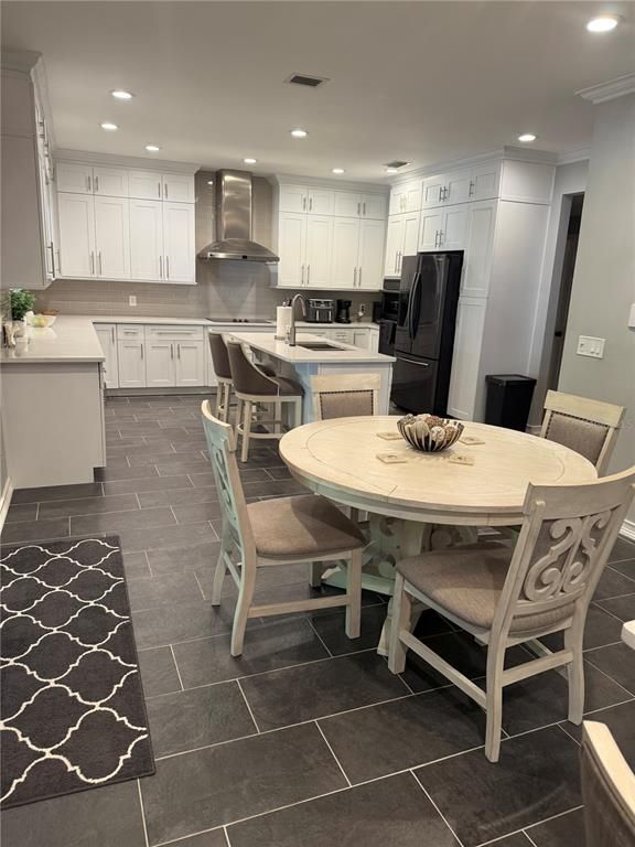 Dining room, Interior, Kitchen, Recessed Lighting, Stainless Steel Appliances