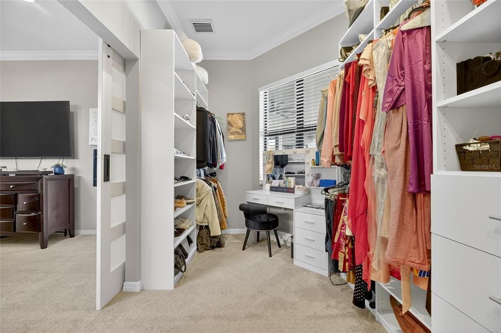 Home Office, Interior, Walk-in Closets