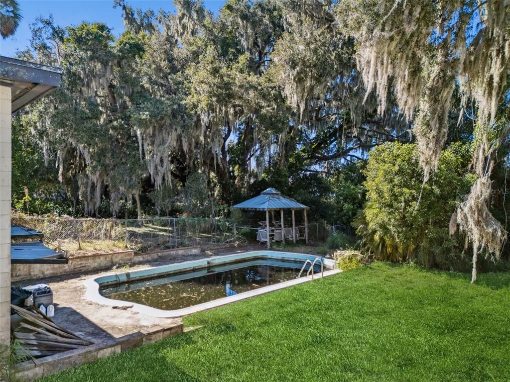 Backyard, Exterior, Pool