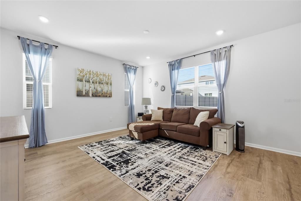 Interior, Living room, Recessed Lighting, Wood Texture Flooring