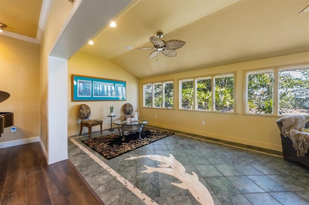 Interior, Recessed Lighting, Wood Texture Flooring