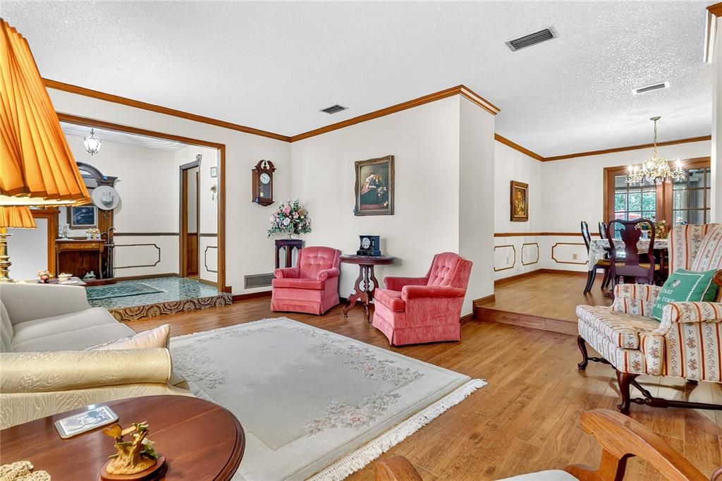 Chandelier, Dining room, Interior, Living room, Wood Texture Flooring