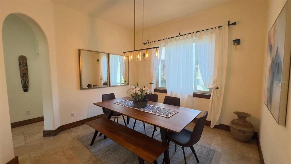 Dining room, Interior, Pendant Lights