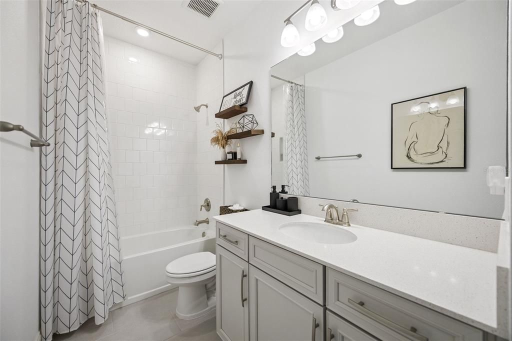 Bathroom, Interior, Recessed Lighting