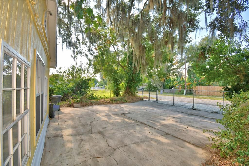 Backyard, Exterior, Tennis Courts