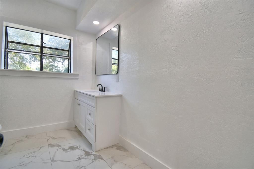 Bathroom, Interior, Marble, Recessed Lighting
