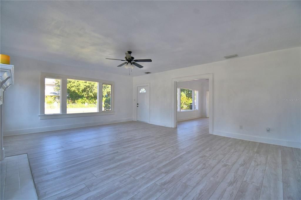Empty room, Interior, Wood Texture Flooring