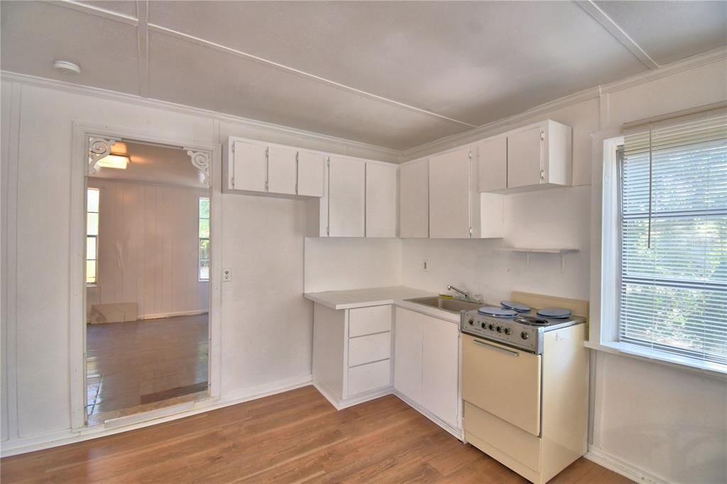 Interior, Kitchen, Wood Texture Flooring