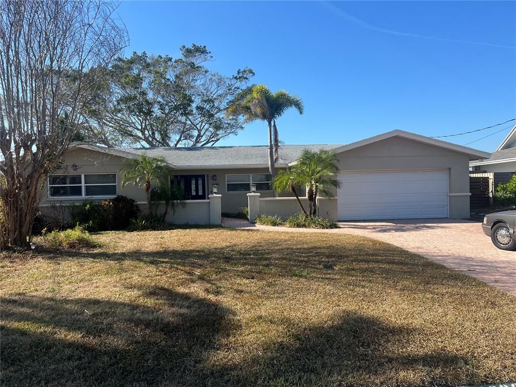 Attached, Backyard, Exterior, Facade, Ranch