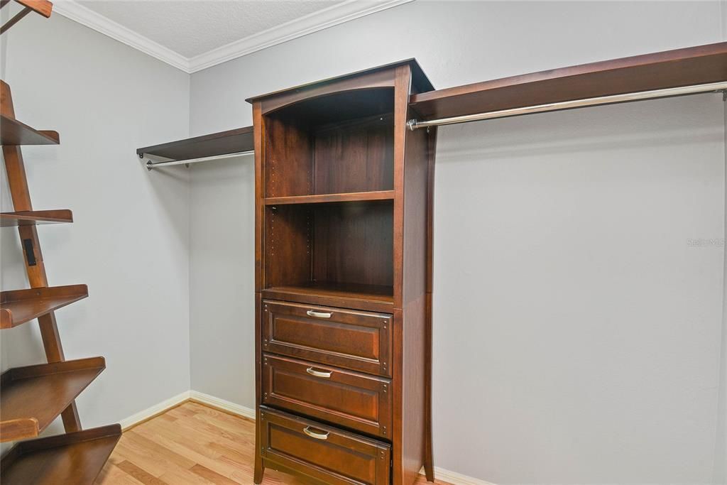 Interior, Walk-in Closets, Wood Texture Flooring