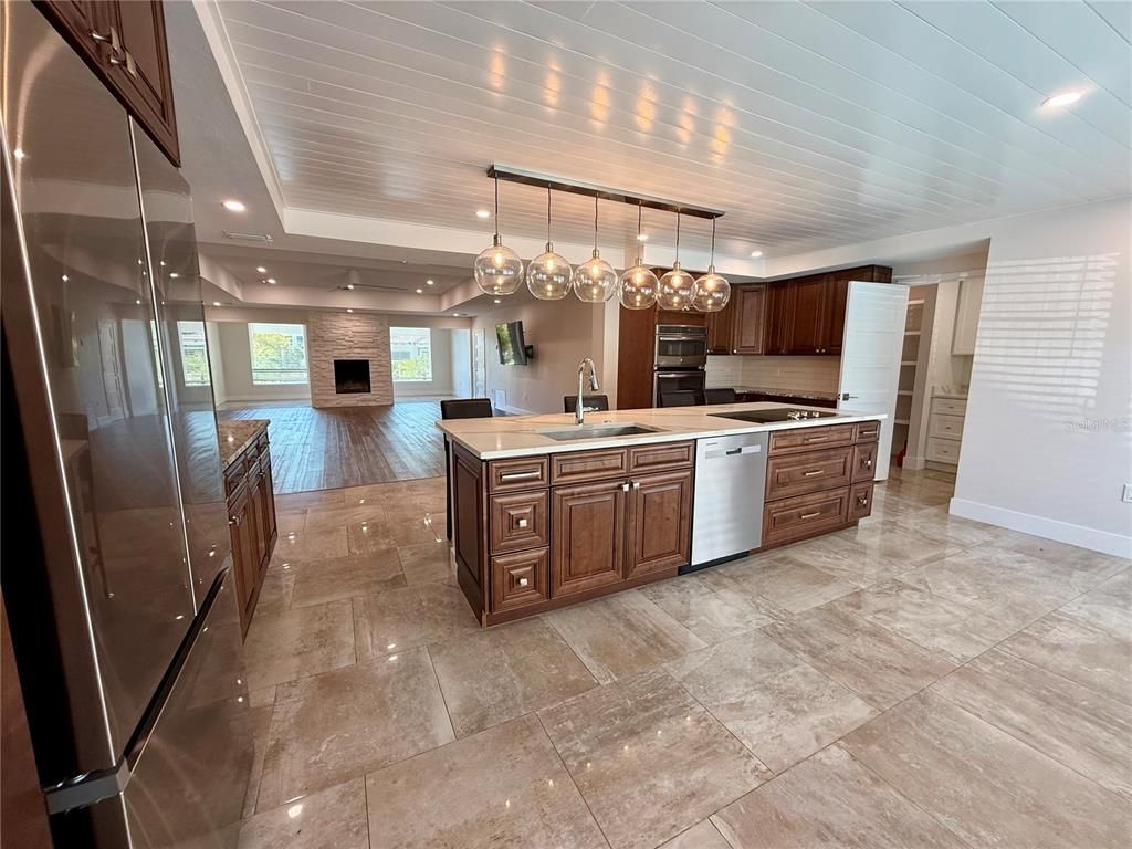 Interior, Kitchen, Living room, Pendant Lights, Recessed Lighting, Stainless Steel Appliances, Wood Texture Flooring