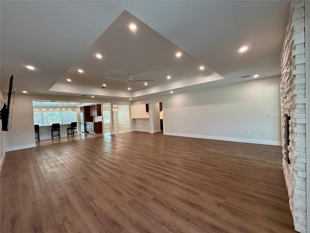Empty room, Interior, Recessed Lighting, Wood Texture Flooring