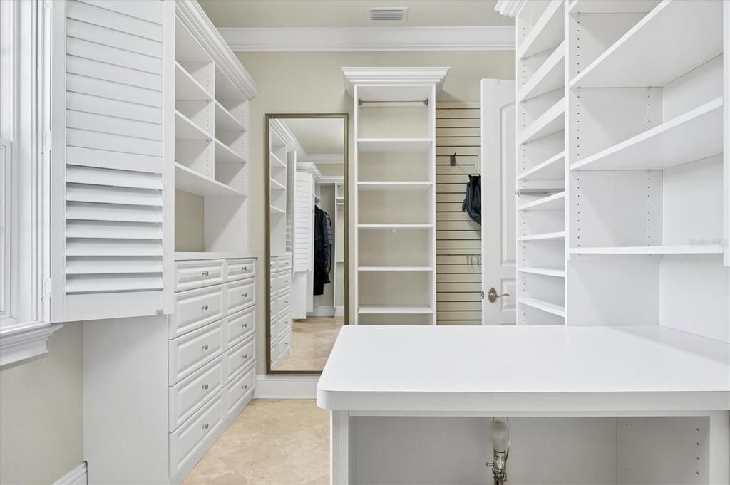 Interior, Walk-in Closets