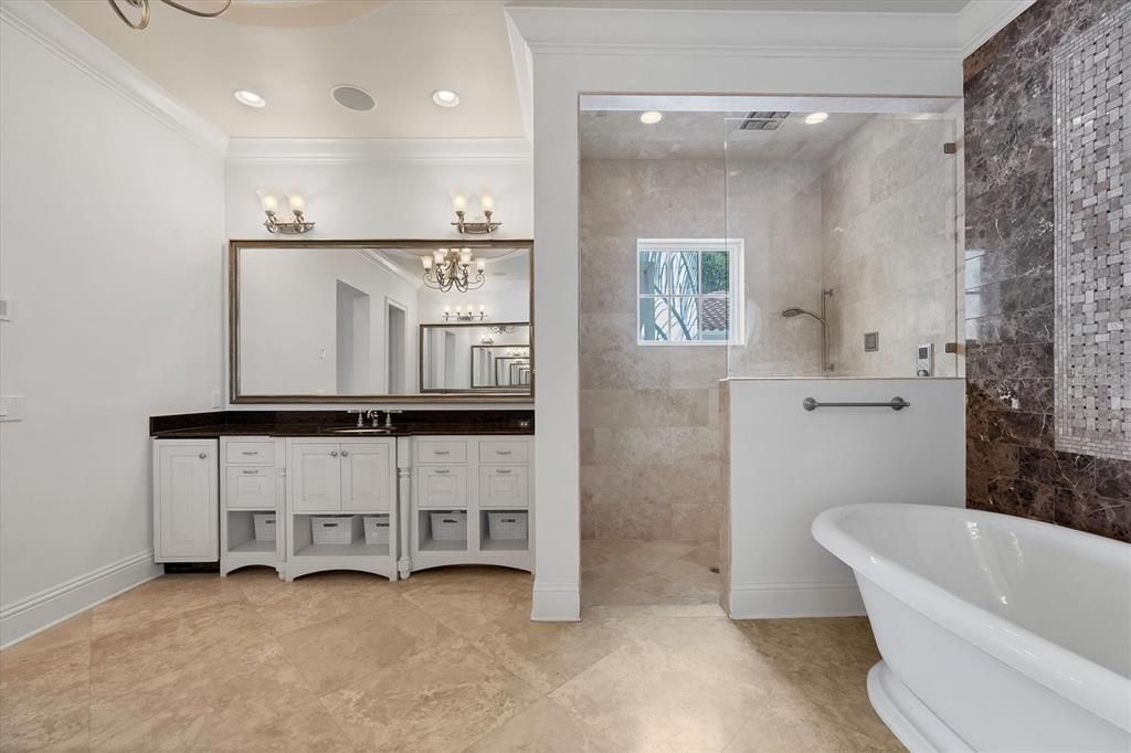 Bathroom, Dual Sink Vanities, Free Standing Baths, Interior, Recessed Lighting