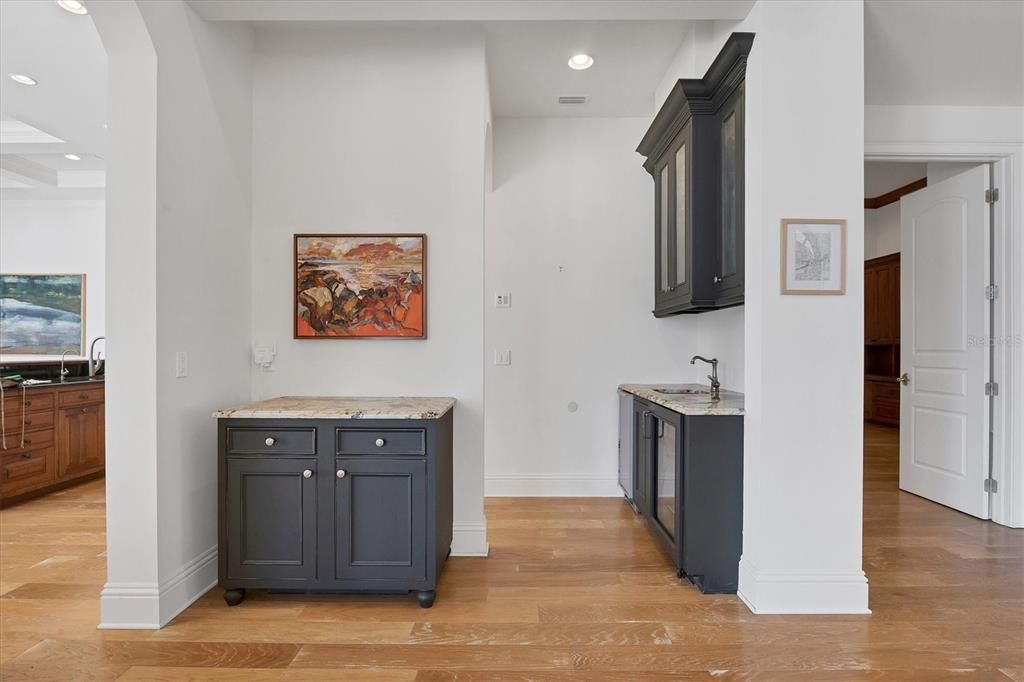 Interior, Recessed Lighting, Wood Texture Flooring