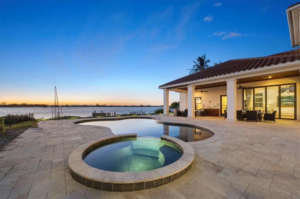 Exterior, Pool, Water