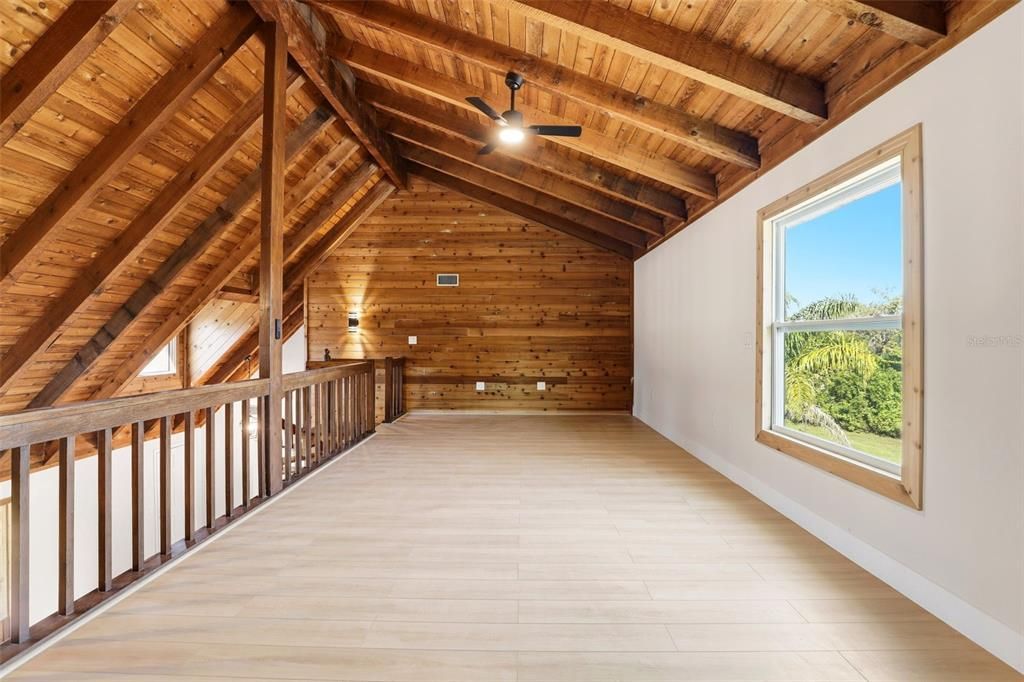 Empty room, Interior, Wooden Beams, Wooden Ceilings, Wood Texture Flooring, Wooden Walls