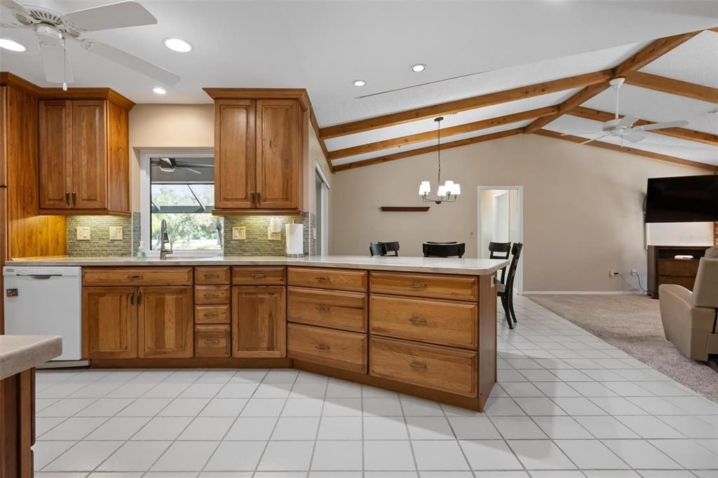 Dining room, Interior, Kitchen, Pendant Lights, Recessed Lighting