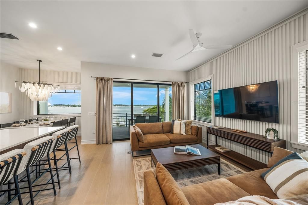Chandelier, Interior, Living room, Pendant Lights, Recessed Lighting, Water, Wood Texture Flooring