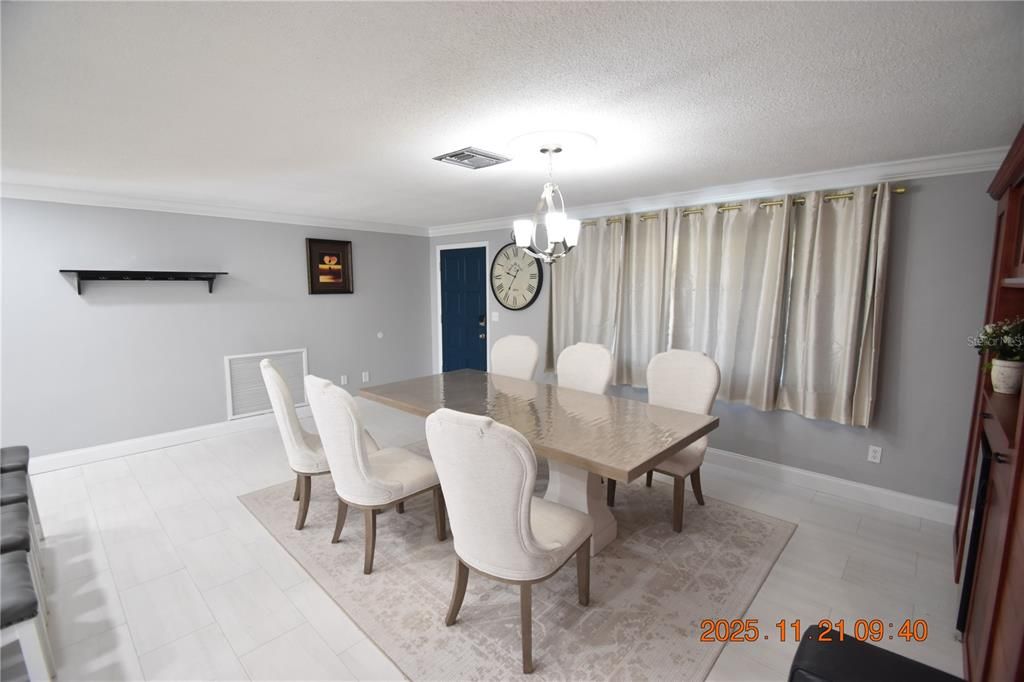 Chandelier, Dining room, Interior