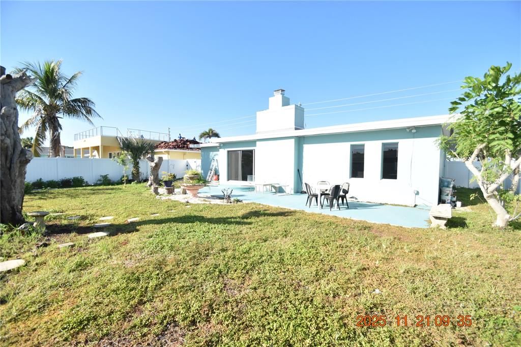 Backyard, Exterior, Pool