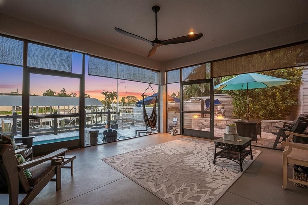 Interior, Recessed Lighting, Sun Room, Water