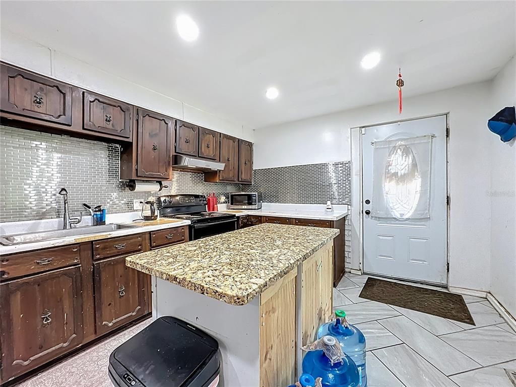 Interior, Kitchen, Recessed Lighting
