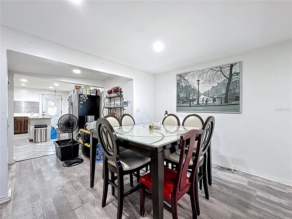 Dining room, Interior, Recessed Lighting, Wood Texture Flooring