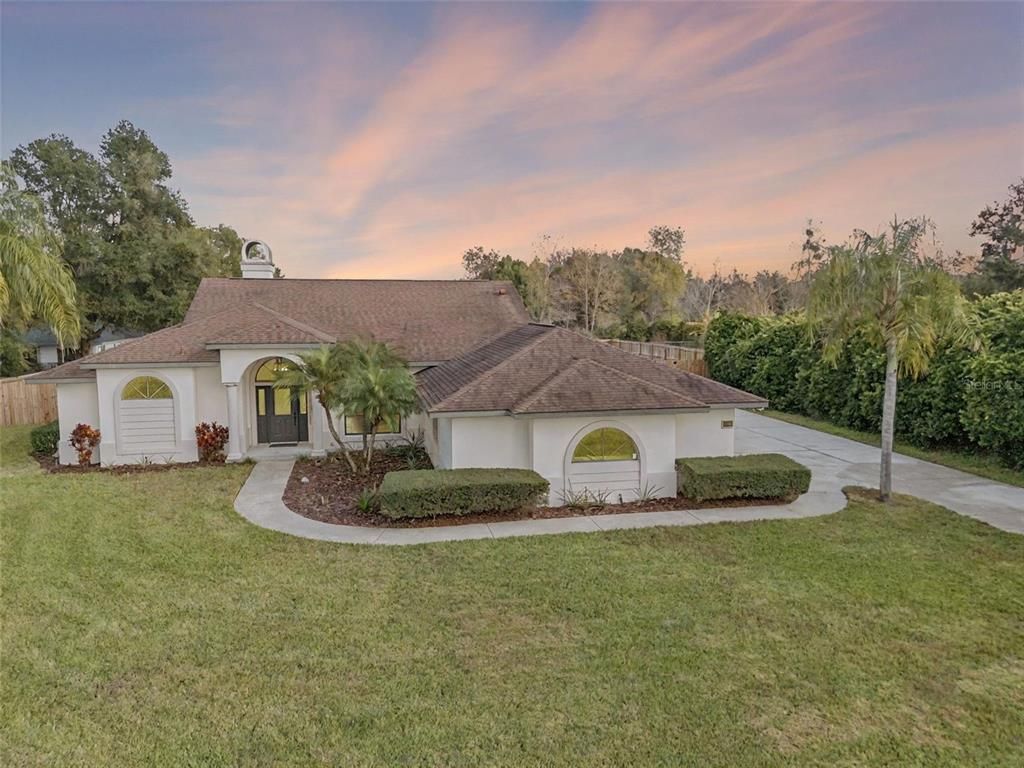 Backyard, Exterior, Facade, French Provincial