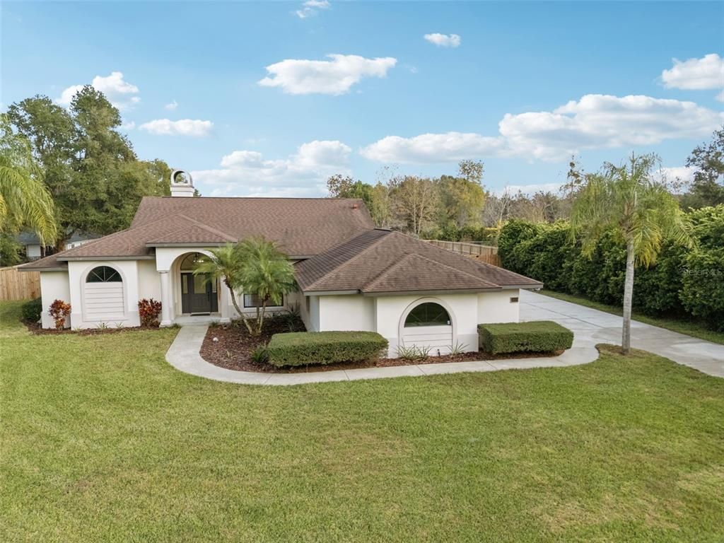 Backyard, Exterior, Facade, French Provincial