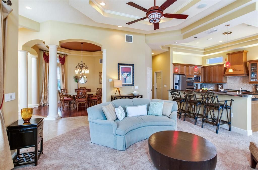 Dining room, Interior, Kitchen, Living room, Pendant Lights, Recessed Lighting, Stainless Steel Appliances