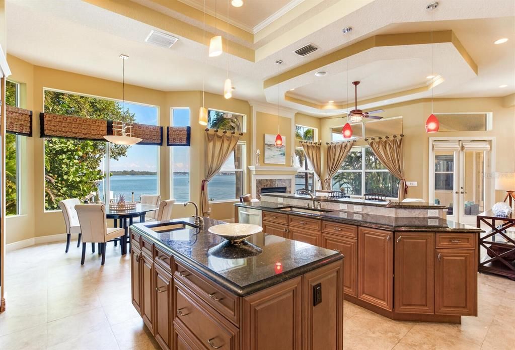 Dining room, Interior, Kitchen, Pendant Lights, Recessed Lighting, Water