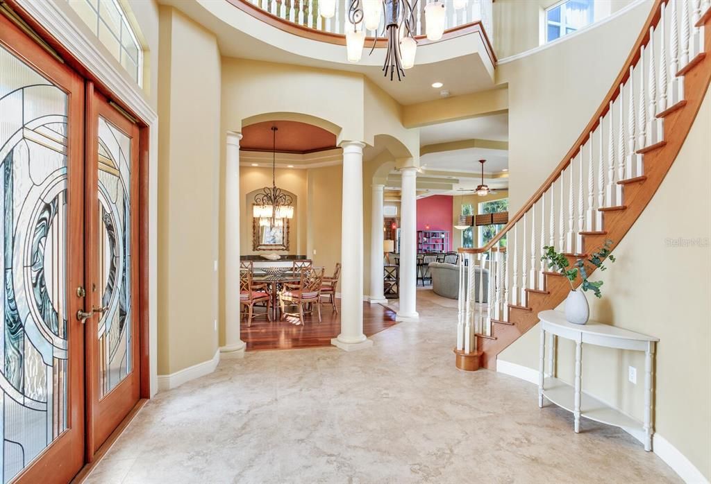 Chandelier, Dining room, Interior, Pendant Lights, Recessed Lighting, Wood Texture Flooring