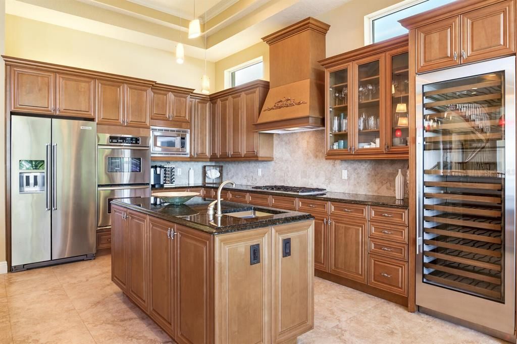 Interior, Kitchen, Pendant Lights, Stainless Steel Appliances