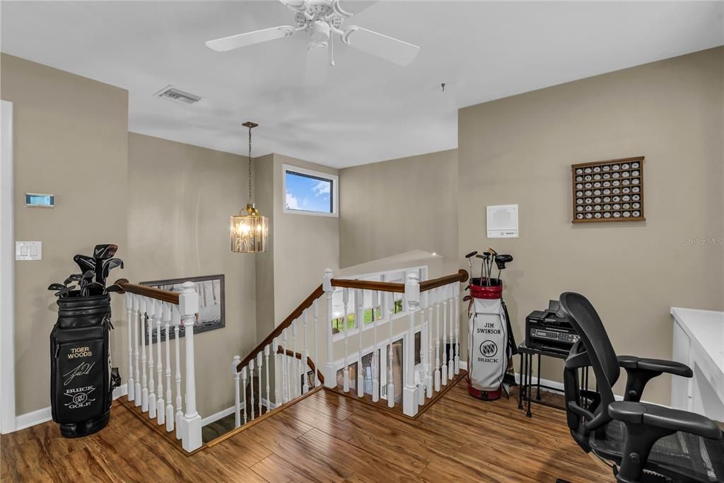 Fitness Equipment, Interior, Pendant Lights, Wood Texture Flooring