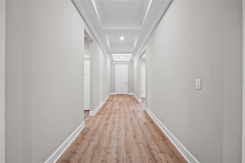 Interior, Recessed Lighting, Wood Texture Flooring