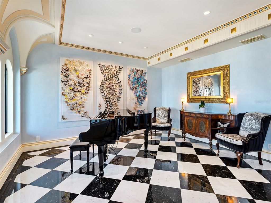 Interior, Piano, Recessed Lighting