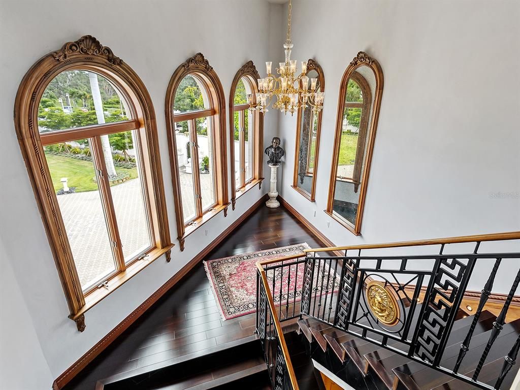 Chandelier, Interior, Wood Texture Flooring