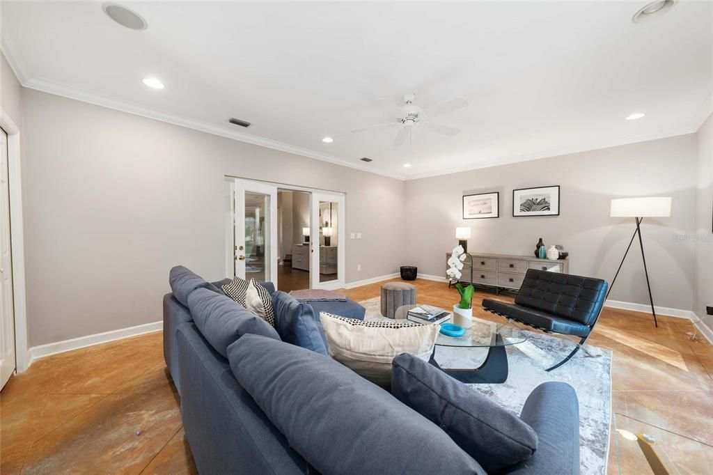 Interior, Living room, Recessed Lighting, Wood Texture Flooring