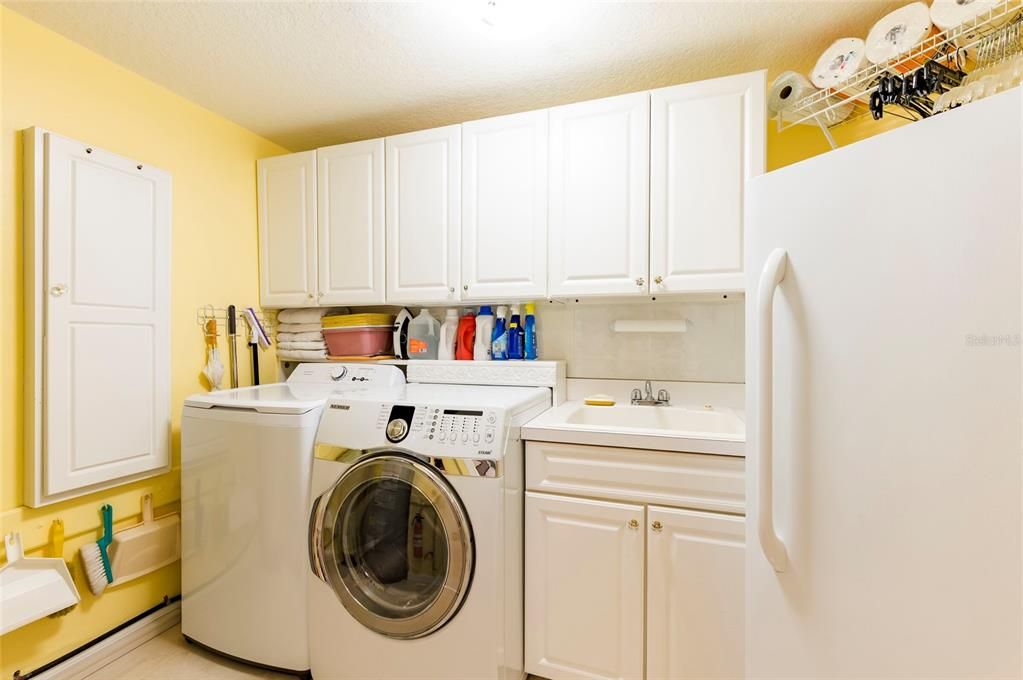Interior, Washer