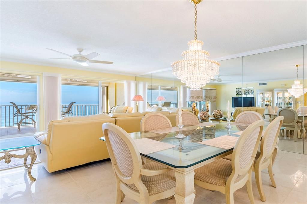 Chandelier, Dining room, Interior, Living room, Water