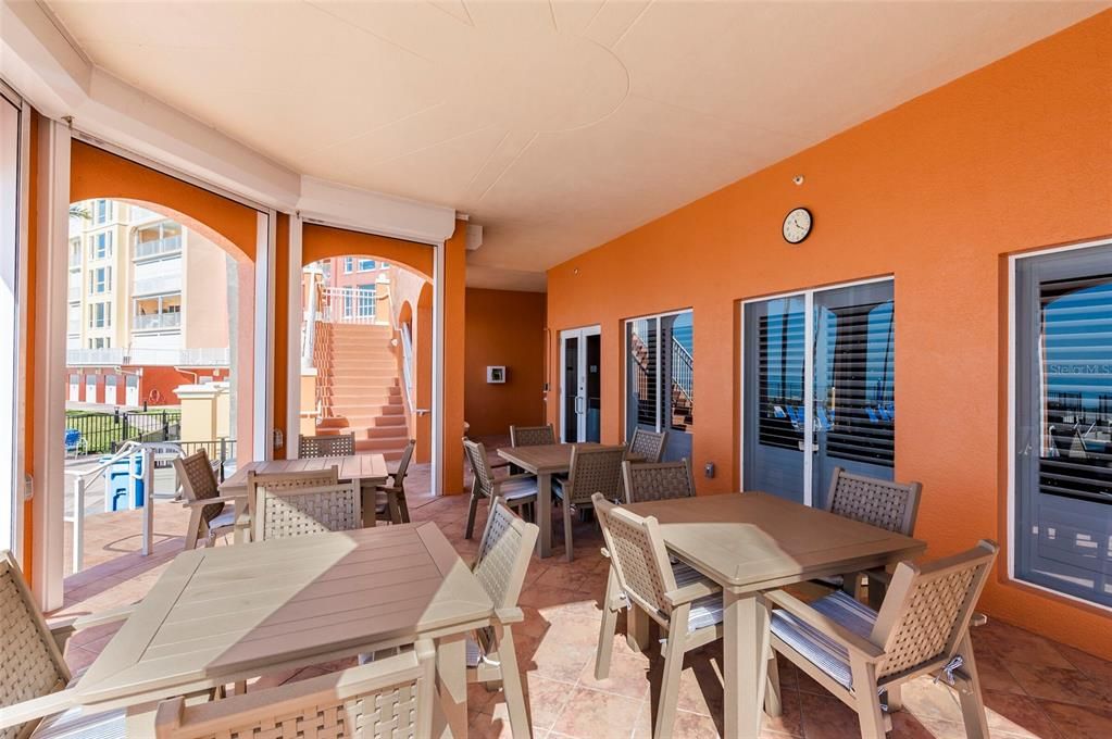 Dining room, Interior