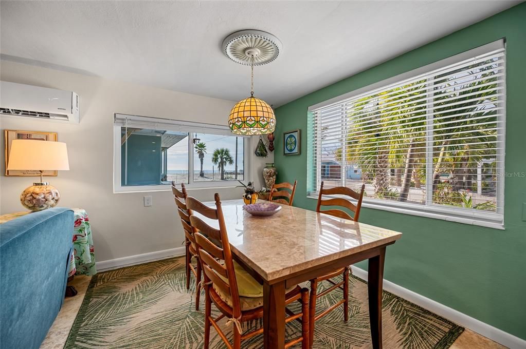Dining room, Interior