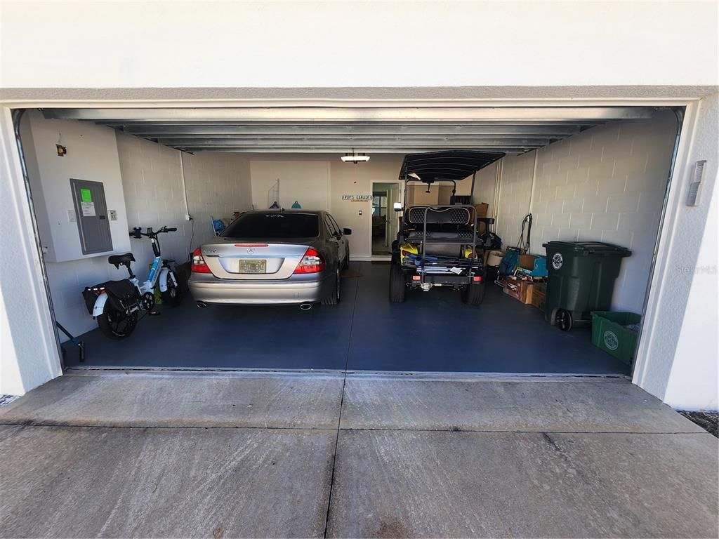 Garage, Interior