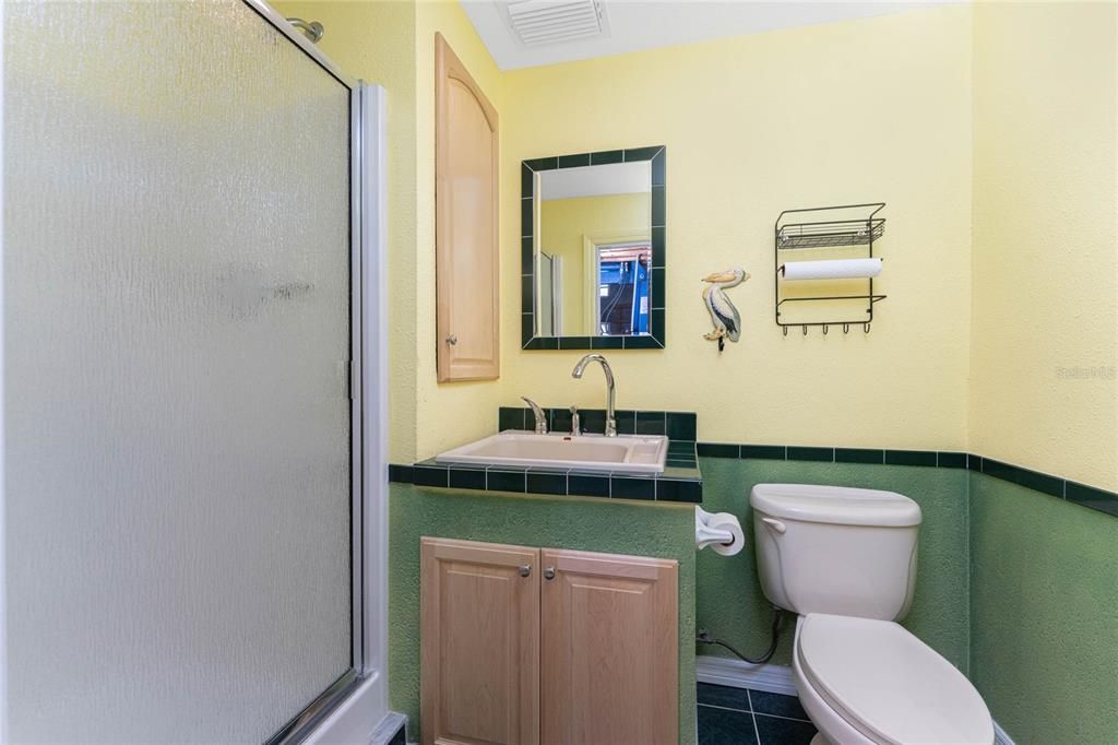 Bathroom, Interior, Tile Countertops