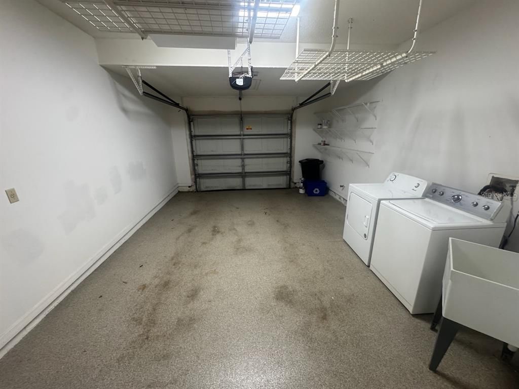 Garage, Interior, Washer