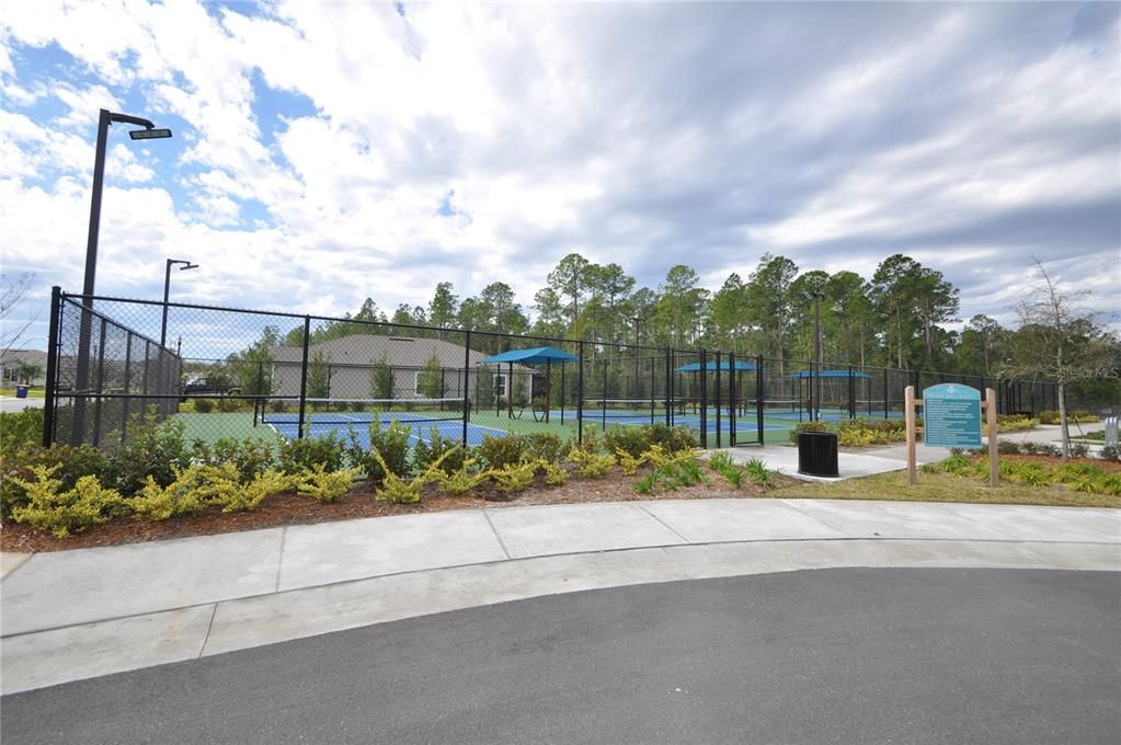 Exterior, Tennis Courts